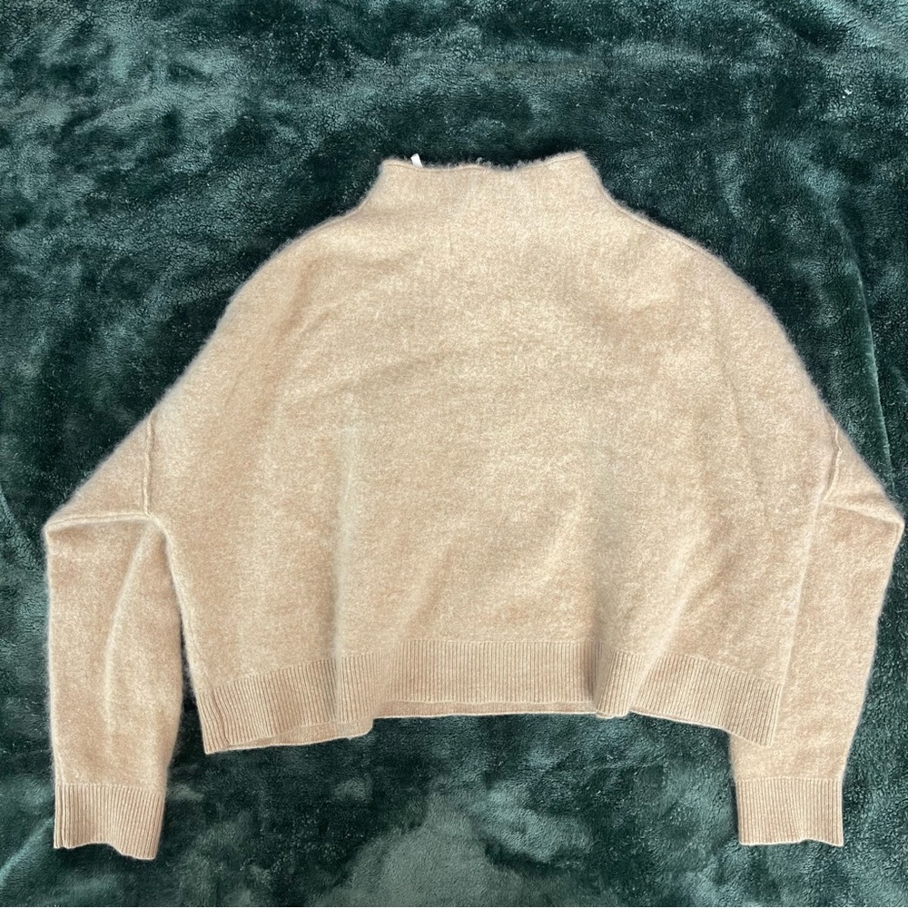 100% Cashmere Anthropologie Pilcro  Sweater Cropped Fit